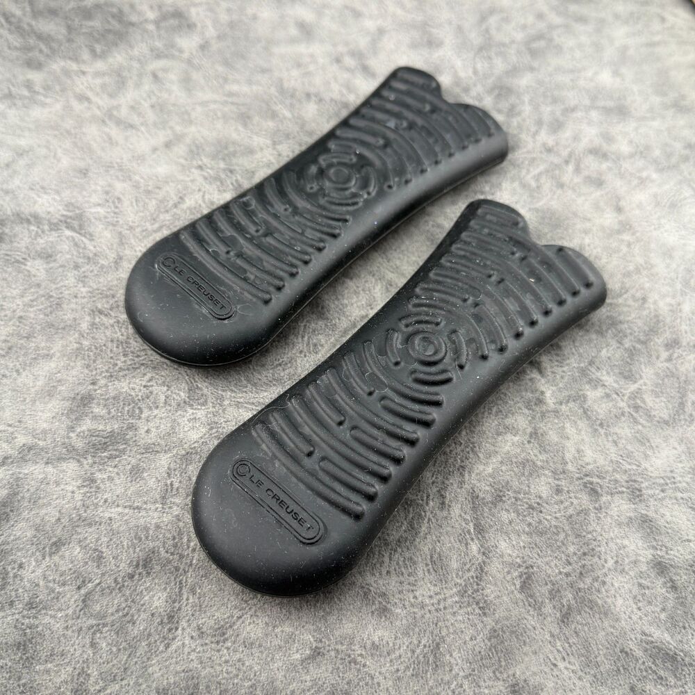 Lot of TWO 2 Black Le Creuset Skillet Pot Silicone Cool Tool Handles Sleeves